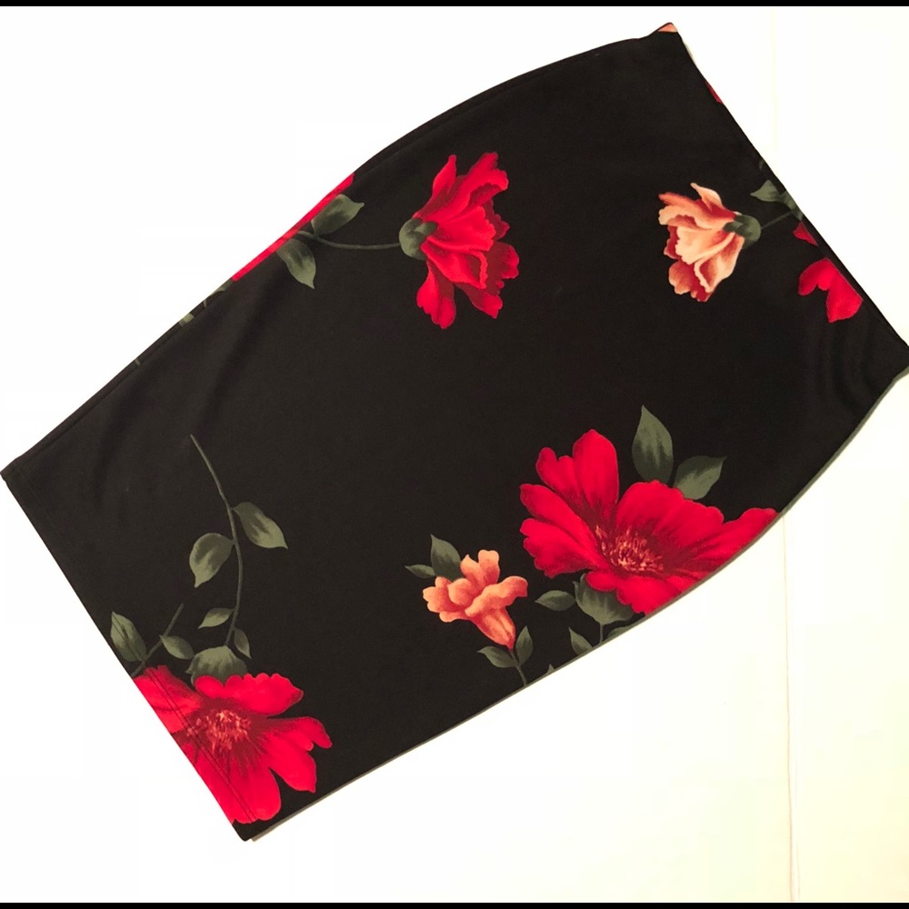 Pencil skirt